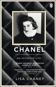 Фото - Chanel: An Intimate Life