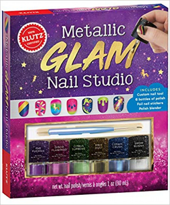 Фото - Metallic Glam Nail Studio