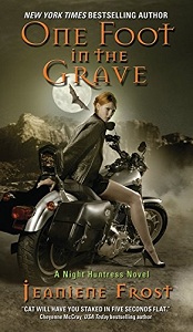 Фото - Night Huntress Book2: One Foot in the Grave